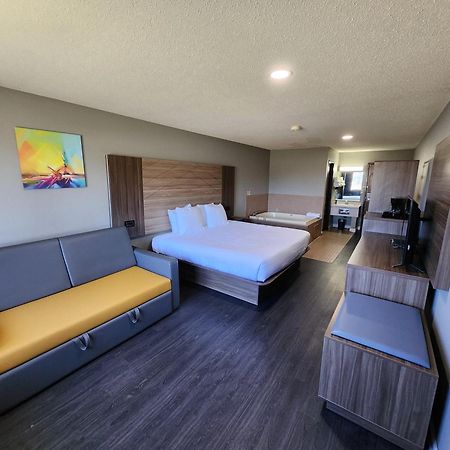 Super 8 By Wyndham Hayward Wi Motel ภายนอก รูปภาพ