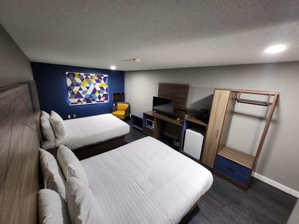 Super 8 By Wyndham Hayward Wi Motel ภายนอก รูปภาพ