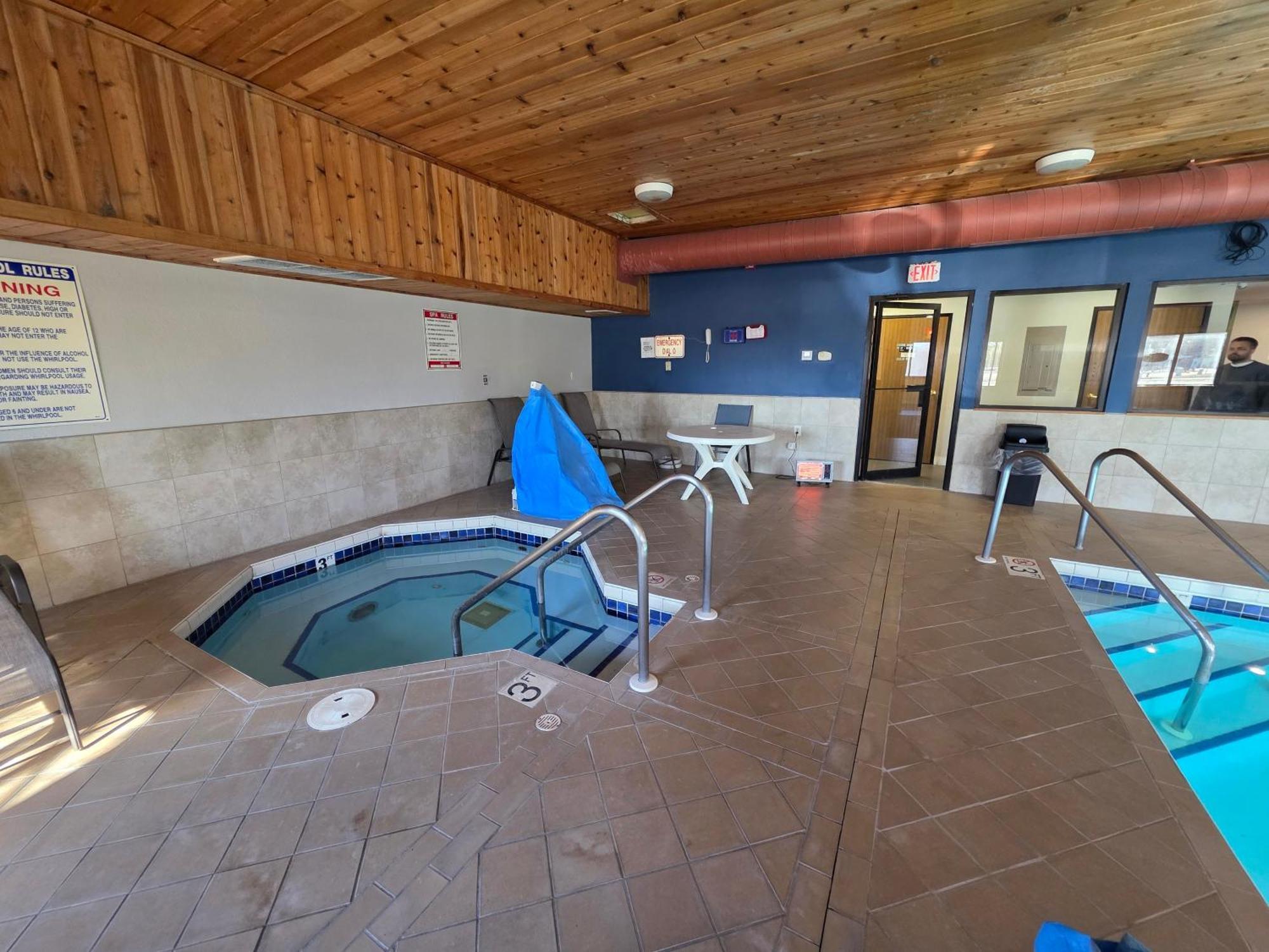 Super 8 By Wyndham Hayward Wi Motel ภายนอก รูปภาพ