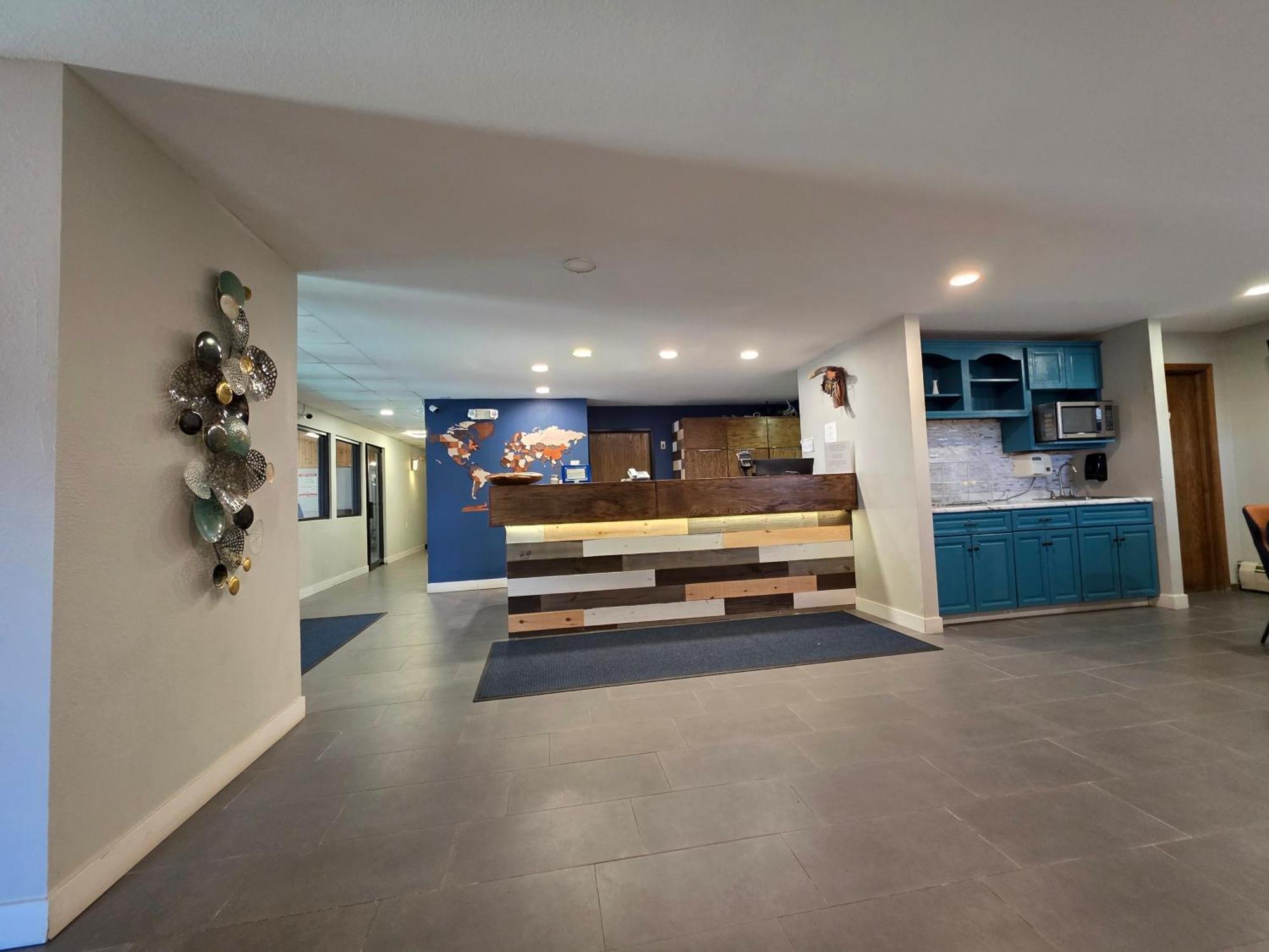 Super 8 By Wyndham Hayward Wi Motel ภายนอก รูปภาพ