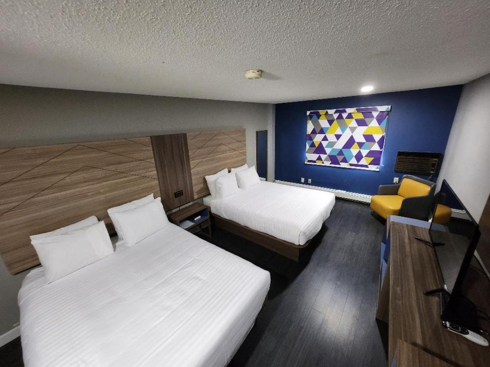 Super 8 By Wyndham Hayward Wi Motel ภายนอก รูปภาพ