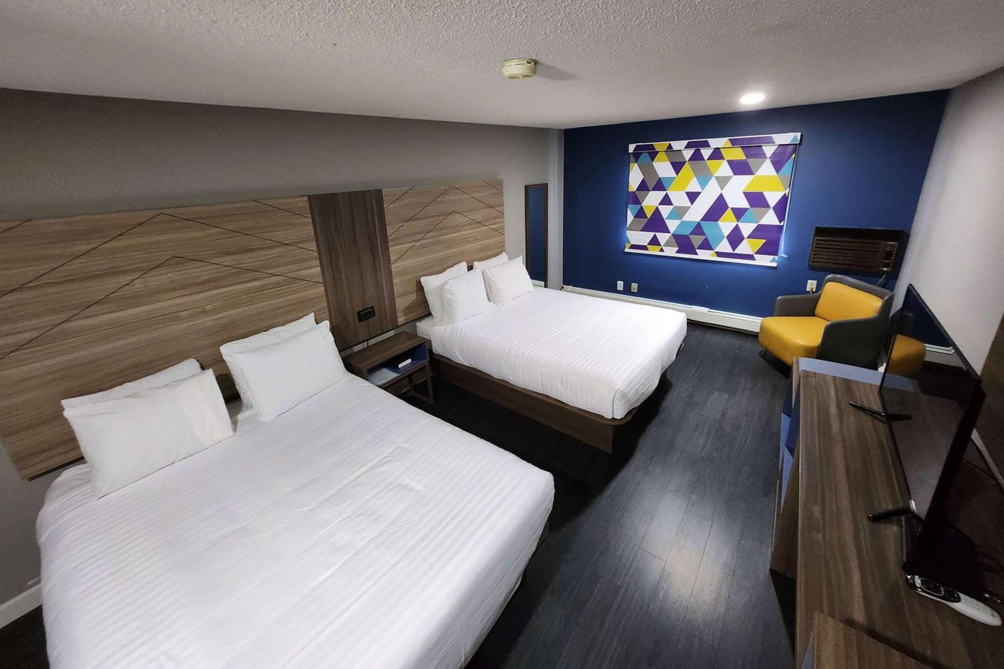 Super 8 By Wyndham Hayward Wi Motel ภายนอก รูปภาพ